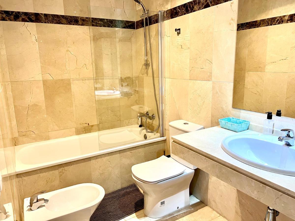 Breathtaking Sea View Apartment Естепона Екстериор снимка