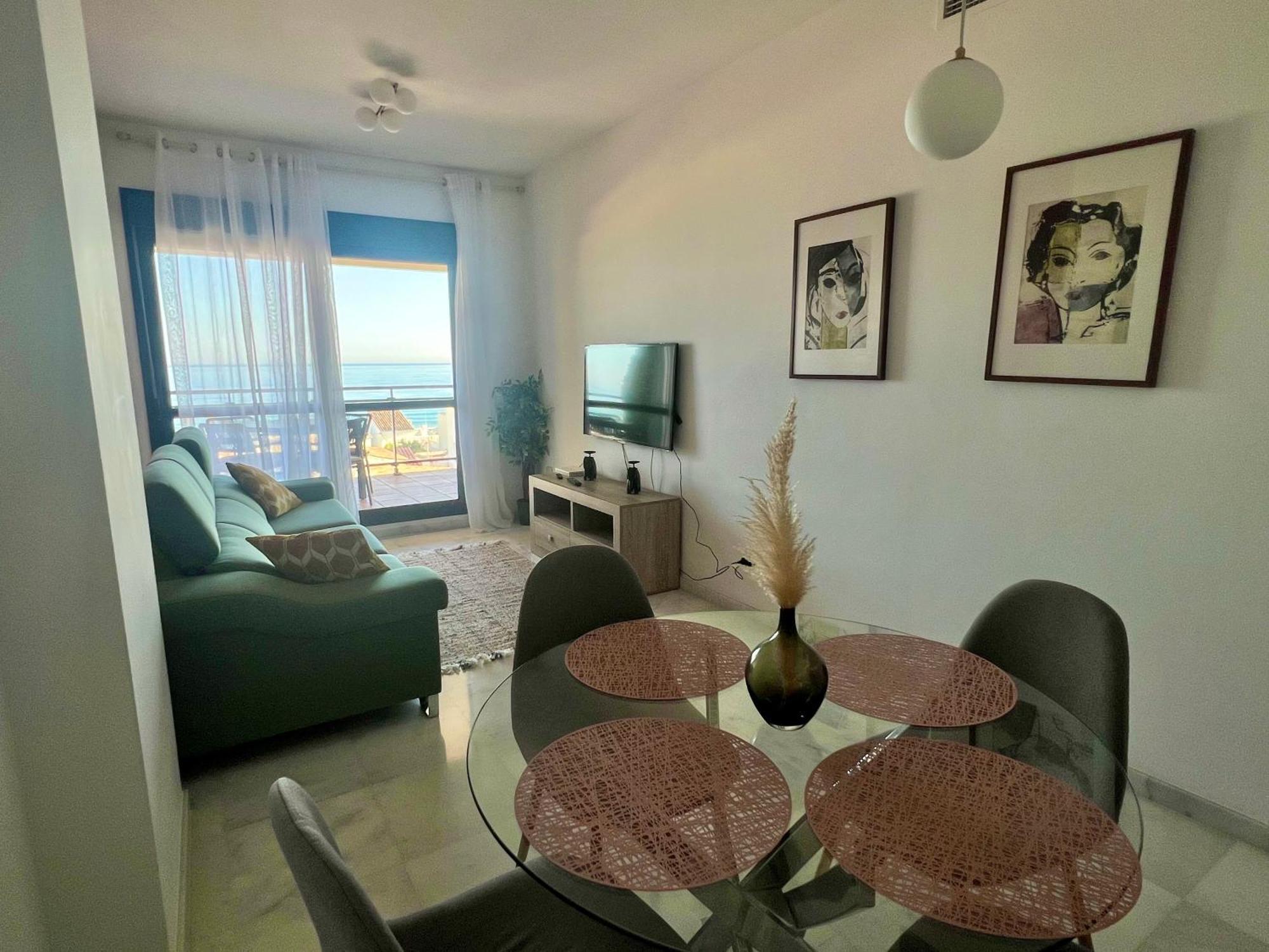 Breathtaking Sea View Apartment Естепона Екстериор снимка